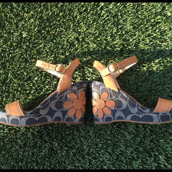 Rare/Htf Coach C logo Denim flower wedge sandals - Picture 2 of 5